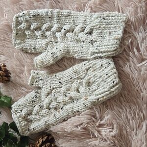 Handknit Fingerless cabled pattern mittens wrist warmers gloves Cream Fleck